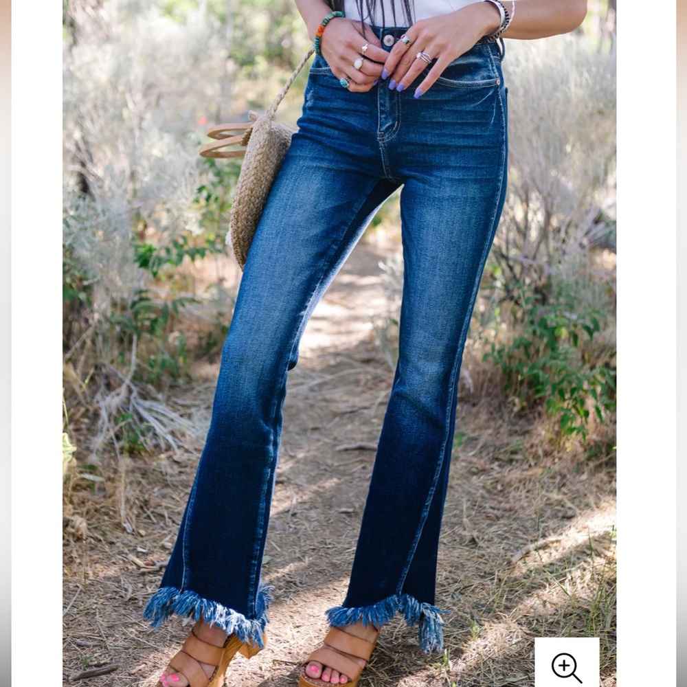 Worn twice* Gotta Let You Know Frayed Flares by KanCan